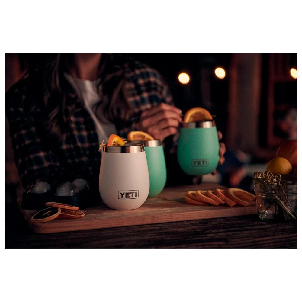 Verre Yeti Rambler 10 Oz Wine Tumbler Rescue Red 6 Verre Yeti Rambler 10 Oz Wine Tumbler Rescue Red – Image 4