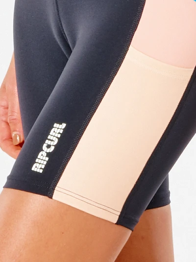 Short Rip Curl Legging Run Swim 7 Short Rip Curl Legging Run Swim – Image 5